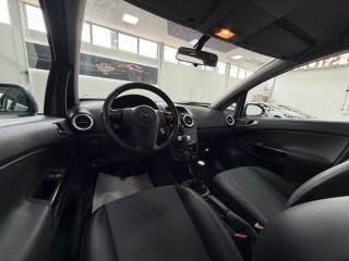 OPEL Corsa usata, con Airbag testa