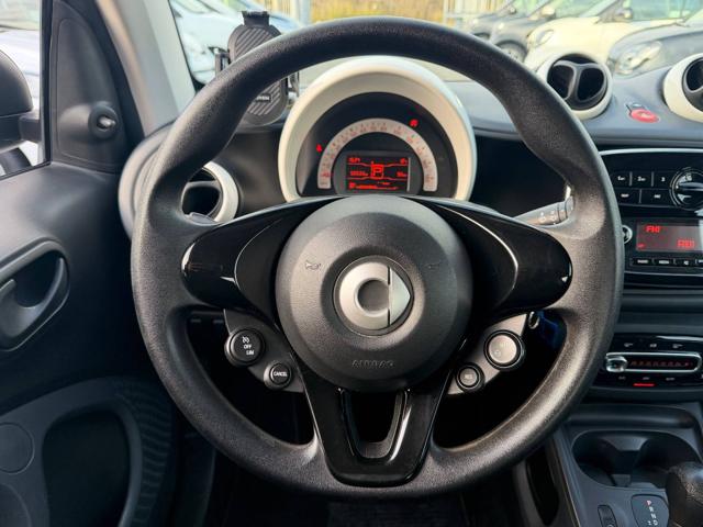 SMART ForTwo usata, con USB