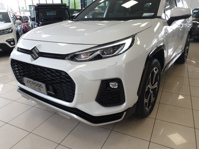 SUZUKI Across usata, con Touch screen