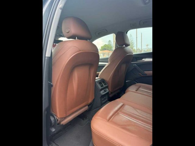 AUDI Q5 usata, con Sedile posteriore sdoppiato