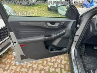 FORD Kuga usata, con Bracciolo