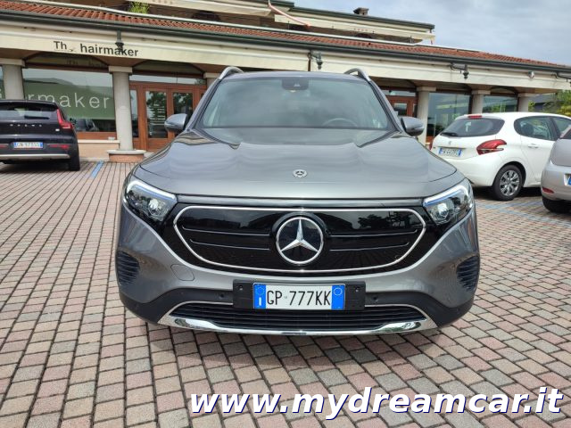 MERCEDES-BENZ EQB usata 38