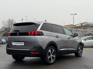 PEUGEOT 5008 usata, con Chiusura centralizzata