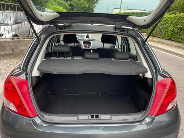 PEUGEOT 207 usata, con Sedile posteriore sdoppiato