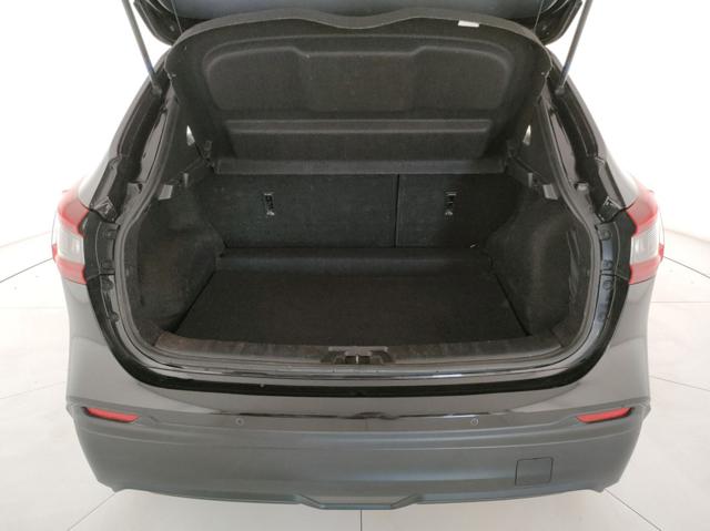 NISSAN Qashqai usata, con Controllo elettronico della corsia