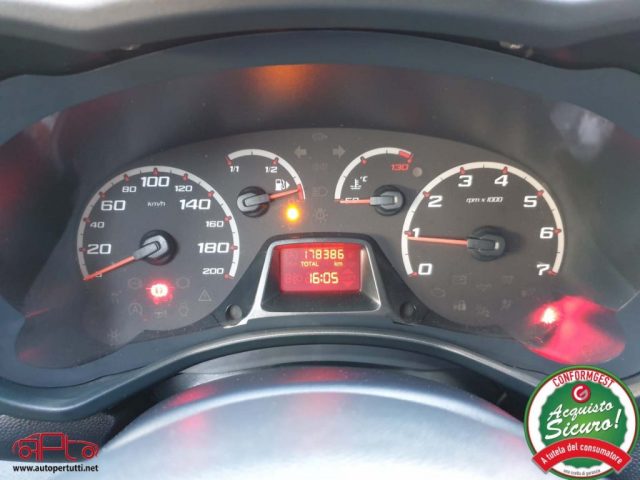 FORD Ka+ usata, con Autoradio
