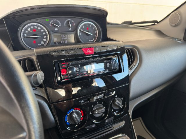 LANCIA Ypsilon usata 22