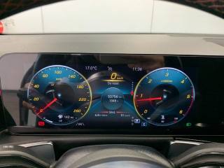 MERCEDES-BENZ GLB 200 usata, con Tettuccio apribile