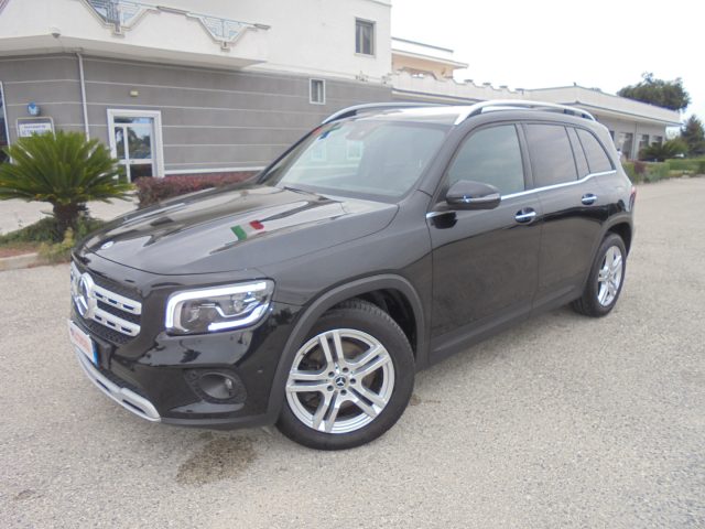 MERCEDES-BENZ GLB 200 usata, con Airbag