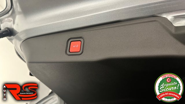 JEEP Avenger usata, con Volante in pelle