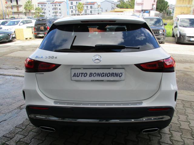 MERCEDES-BENZ GLA 200 usata, con Antifurto