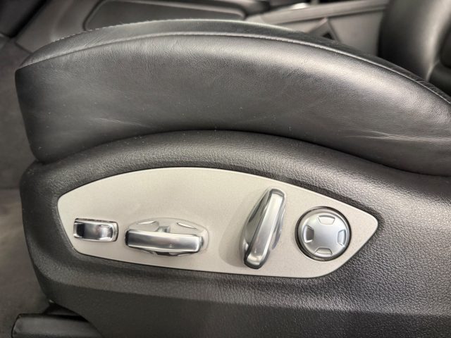 PORSCHE Macan usata, con Interni in pelle