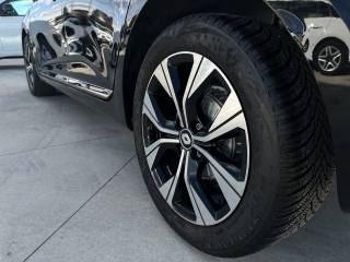 RENAULT Clio usata, con Bluetooth