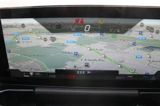 MERCEDES-BENZ GLA 180 usata, con Sistema di navigazione
