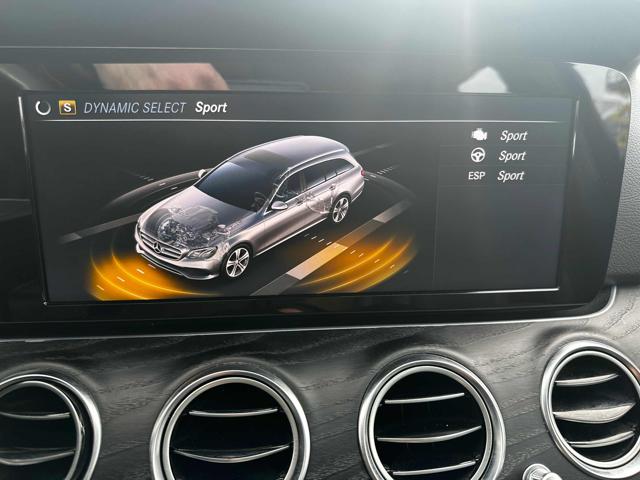 MERCEDES-BENZ E 200 usata, con Sedile posteriore sdoppiato