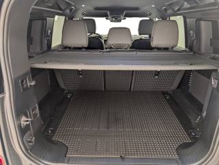 LAND ROVER Defender usata, con Frenata d