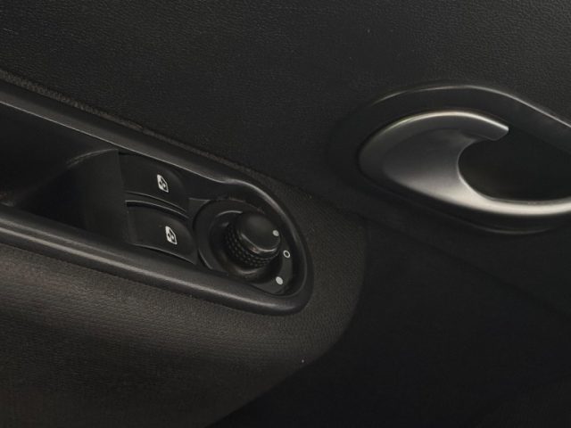 RENAULT Clio usata 16