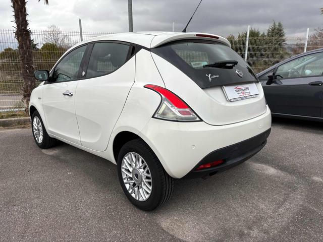 LANCIA Ypsilon usata, con Autoradio
