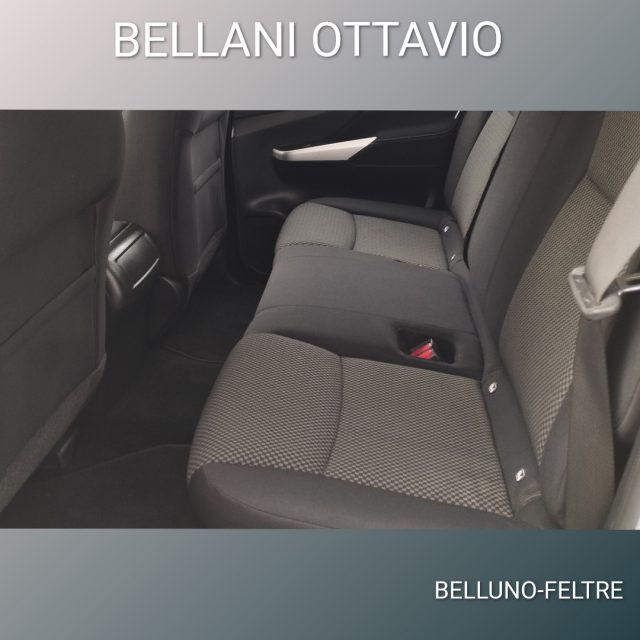 NISSAN Navara usata, con Autoradio