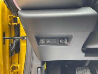 JEEP Avenger usata, con Autoradio digitale
