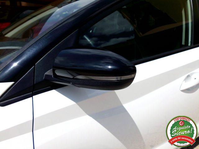 HYUNDAI i20 usata, con Specchietti laterali elettrici