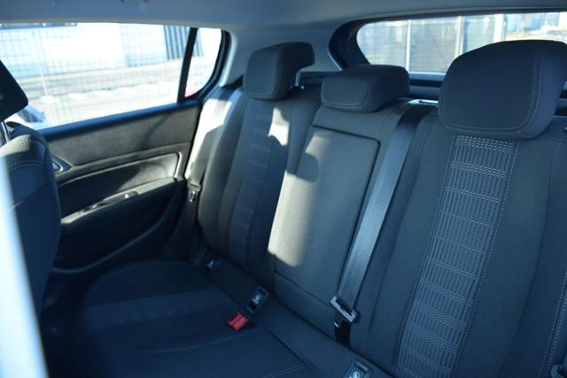 PEUGEOT 308 usata, con Sistema di navigazione