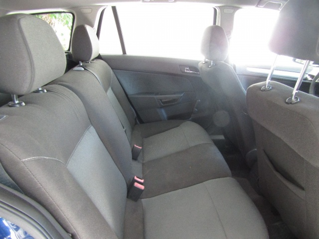 OPEL Astra usata, con Autoradio