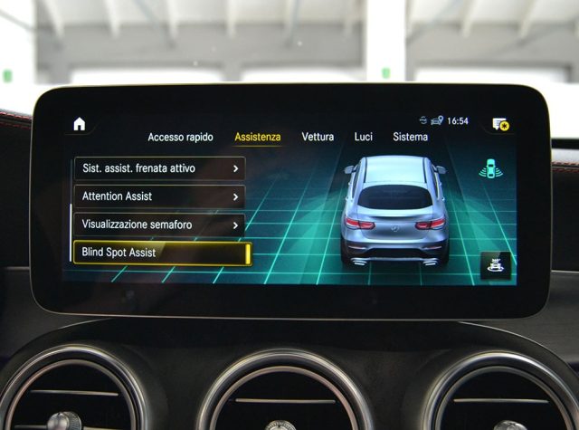 MERCEDES-BENZ GLC 200 usata, con Controllo automatico clima