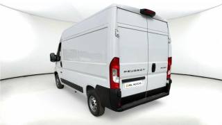 PEUGEOT Boxer usata, con Servosterzo