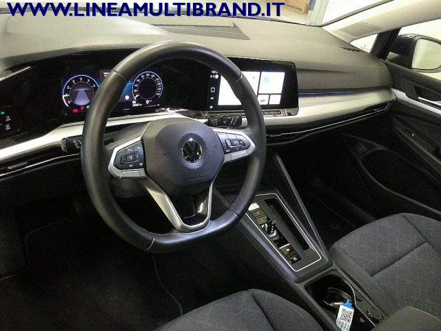 VOLKSWAGEN Golf usata, con Touch screen