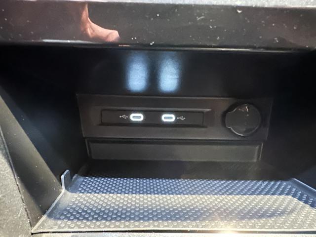 VOLKSWAGEN Tiguan usata, con Sedile posteriore sdoppiato