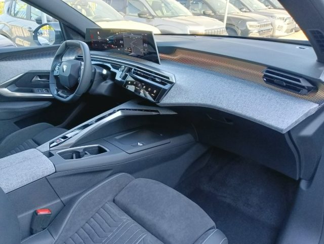PEUGEOT 3008 usata, con Luci diurne LED