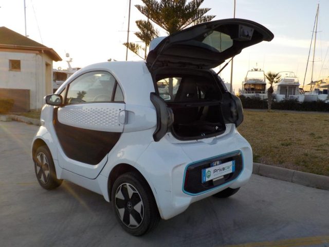 XEV Yoyo usata, con Tetto panorama