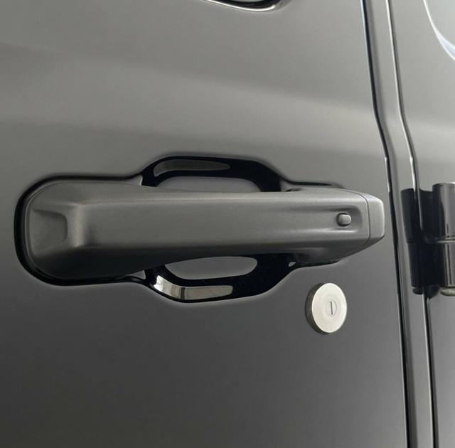 JEEP Wrangler usata, con Specchietti laterali elettrici