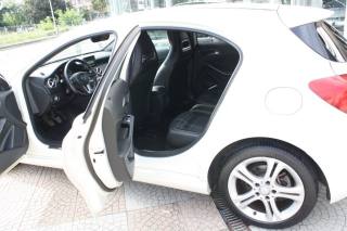 MERCEDES-BENZ A 180 usata, con Specchietti laterali elettrici