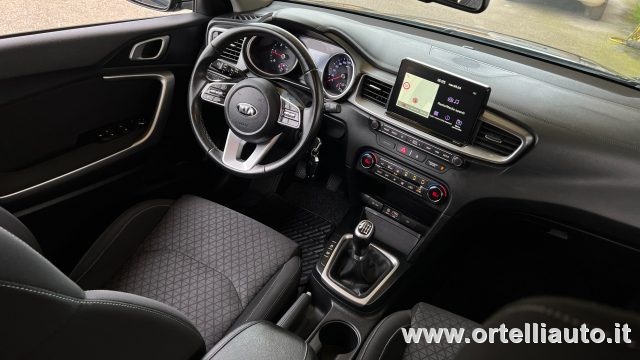 KIA Ceed usata 22