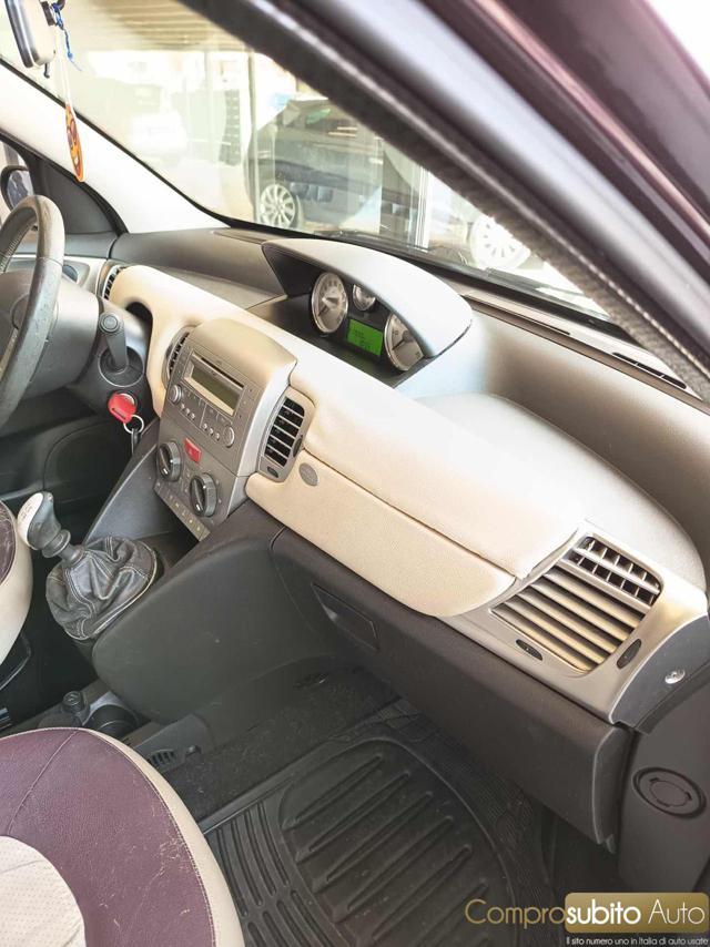 LANCIA Ypsilon usata, con Immobilizzatore elettronico