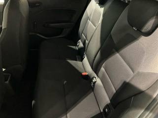 RENAULT Clio usata, con Hill holder