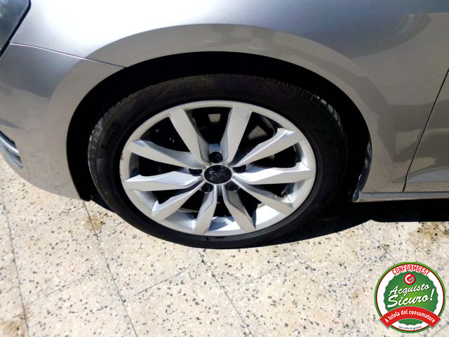 VOLKSWAGEN Golf usata, con MP3