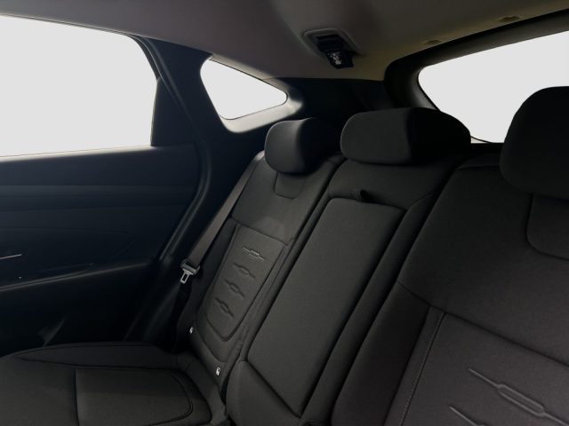 HYUNDAI Tucson usata 9