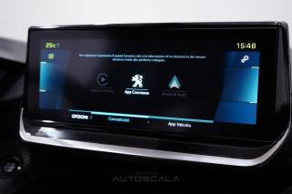 PEUGEOT 208 usata, con USB