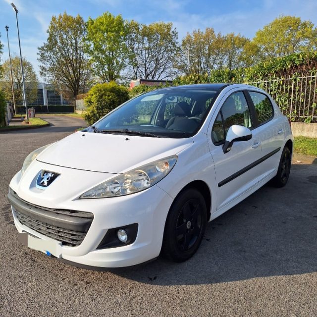 PEUGEOT 207 usata, con ABS