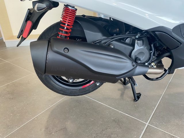 PIAGGIO MP3 usata 10