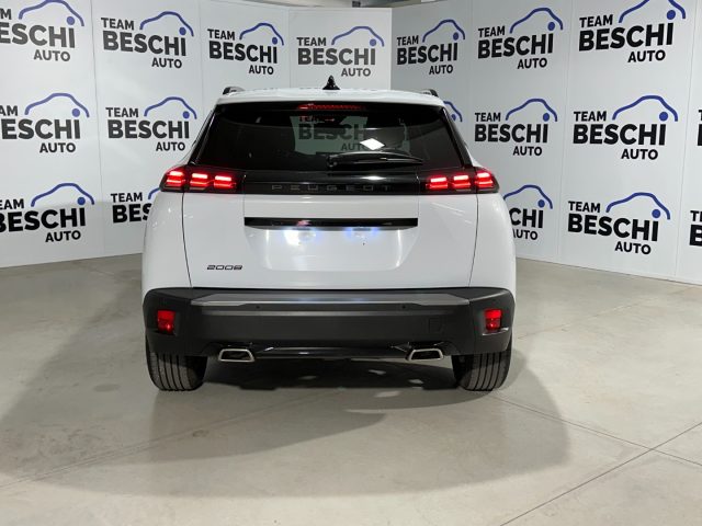 PEUGEOT 2008 usata, con Sistema di navigazione