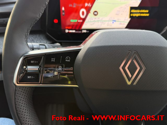 RENAULT Clio usata, con Park Distance Control