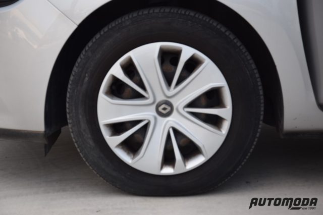 RENAULT Clio usata 19