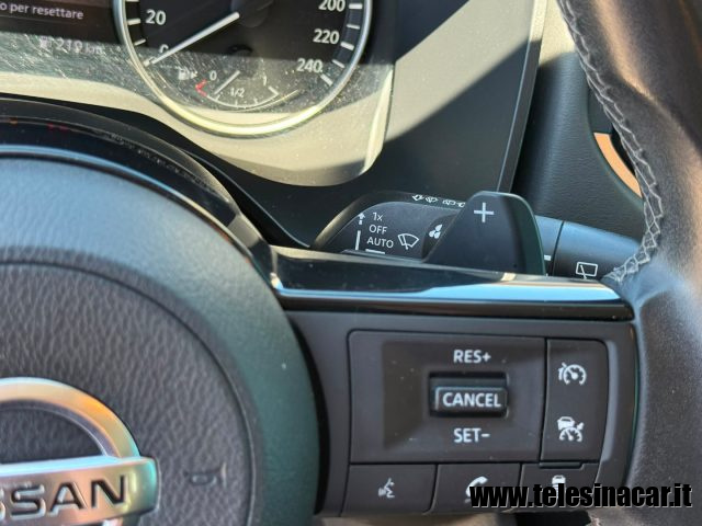 NISSAN Qashqai usata, con Sensori di parcheggio posteriori