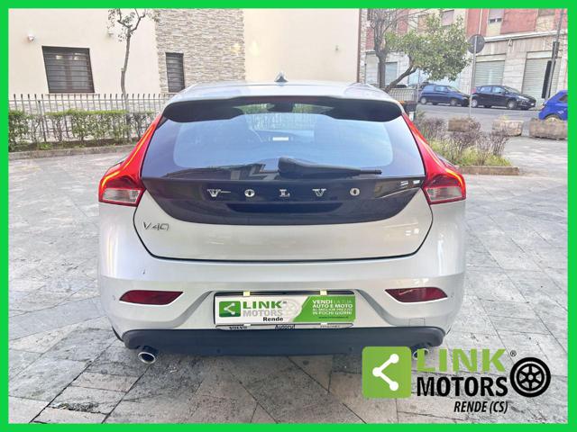 VOLVO V40 usata, con Alzacristalli elettrici