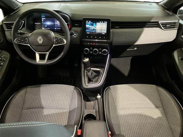RENAULT Clio usata, con Controllo automatico clima