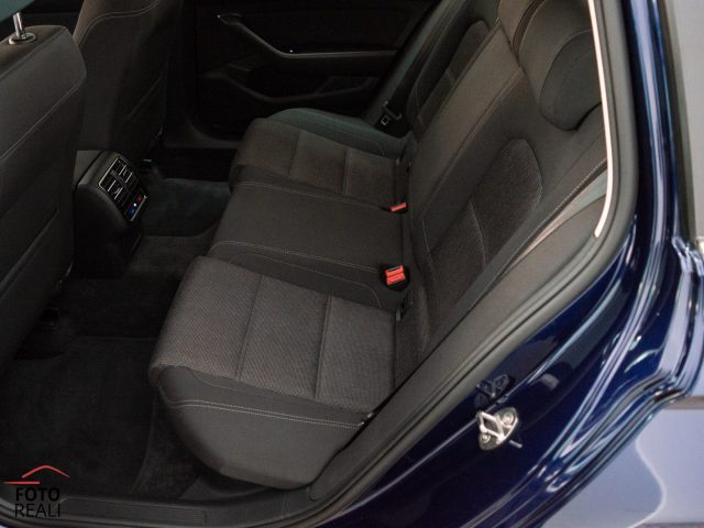 VOLKSWAGEN Passat Variant usata, con Cruise Control